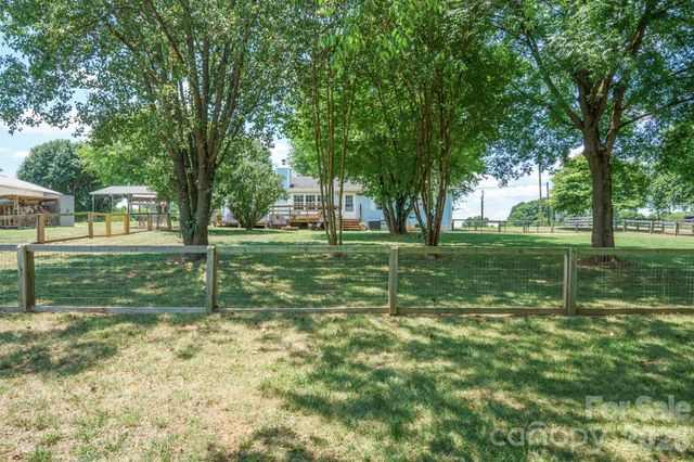 1782 Cat Square Road, Vale, NC 28168