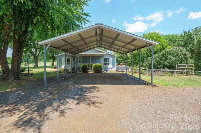 1782 Cat Square Road, Vale, NC 28168