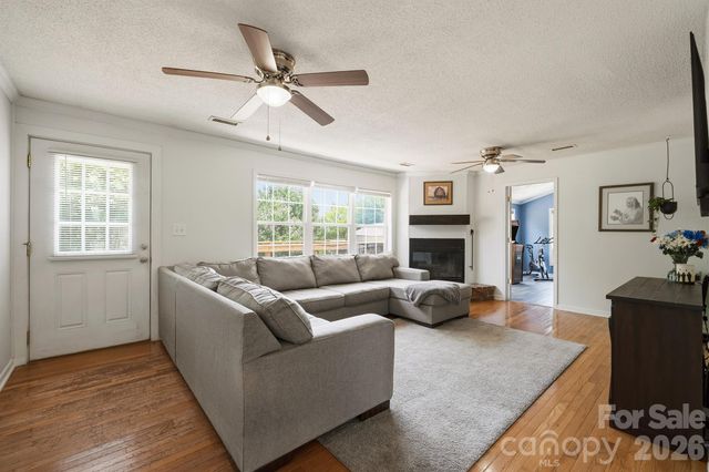 1782 Cat Square Road, Vale, NC 28168