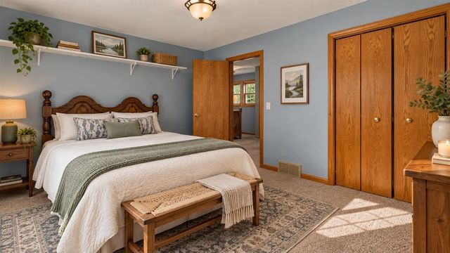 7660 56th Ave, Hudsonville, MI 49426