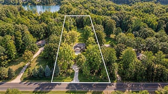 7660 56th Ave, Hudsonville, MI 49426