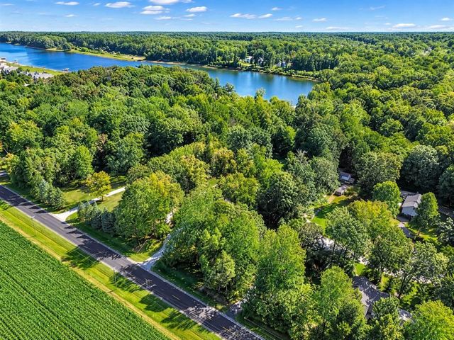 7660 56th Ave, Hudsonville, MI 49426