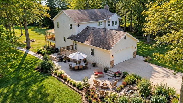 7660 56th Ave, Hudsonville, MI 49426