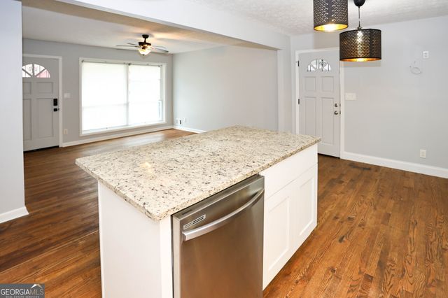 667 Tara Circle SE, Atlanta, GA 30354