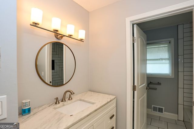 667 Tara Circle SE, Atlanta, GA 30354