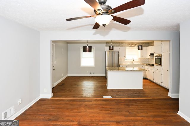 667 Tara Circle SE, Atlanta, GA 30354