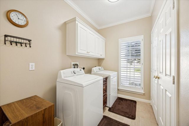 924 Eagle Lake Road, Sealy, TX 77474