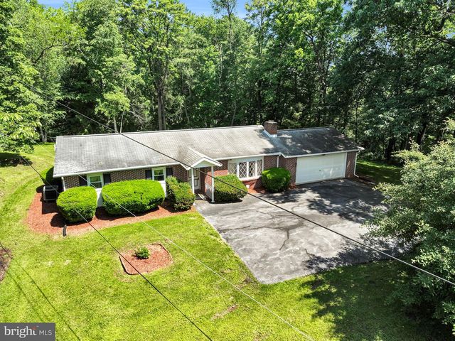 31 HUNTERS VALLEY RD, Liverpool, PA 17045