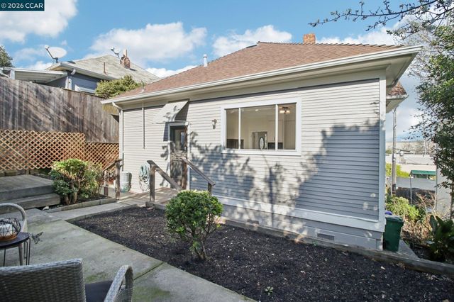 211 Delfino Ave, Richmond, CA 94801