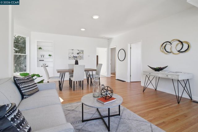 211 Delfino Ave, Richmond, CA 94801