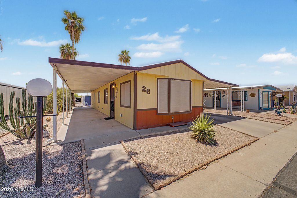 834 S MERIDIAN Road 26, Apache Junction, AZ 85120