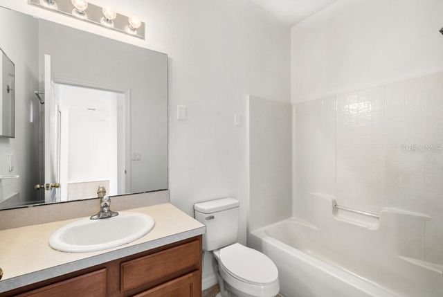 7813 RIFFLE LANE, Orlando, FL 32818