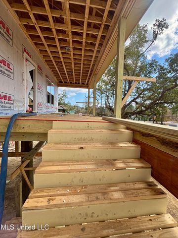 318 Hillcrest Street, Waveland, MS 39576