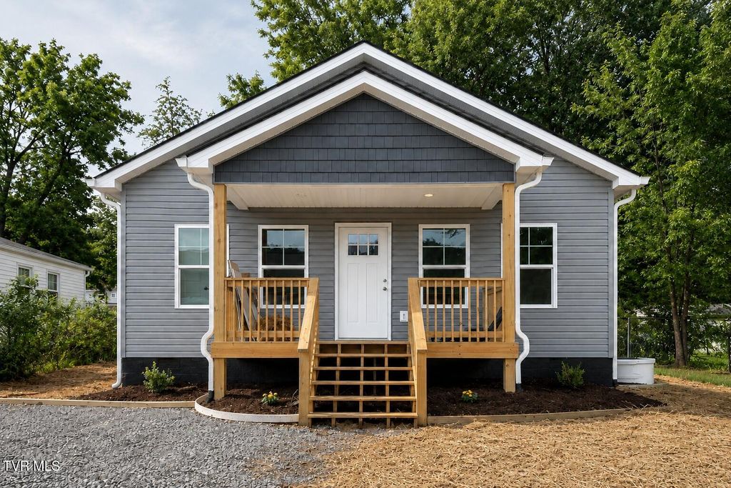 312 Dyer Street, Johnson City, TN 37601