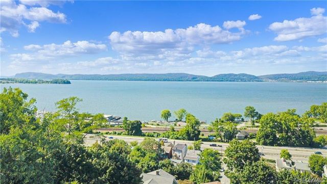 86 Mount Airy Road E, Croton-on-hudson, NY 10520