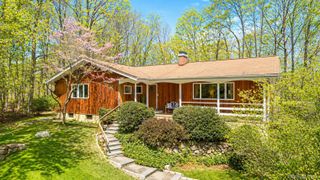 86 Mount Airy Road E, Croton-on-hudson, NY 10520