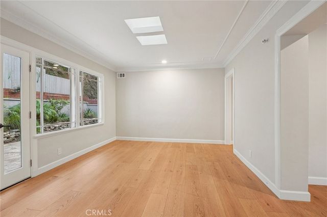 2252 Verde Oak, Los Angeles, CA 90068