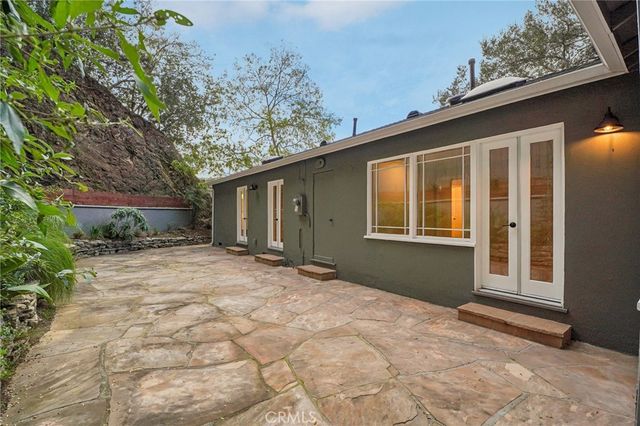 2252 Verde Oak, Los Angeles, CA 90068