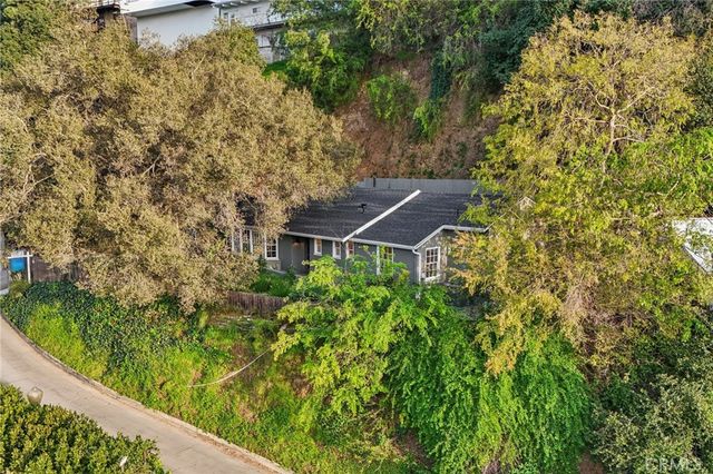 2252 Verde Oak, Los Angeles, CA 90068