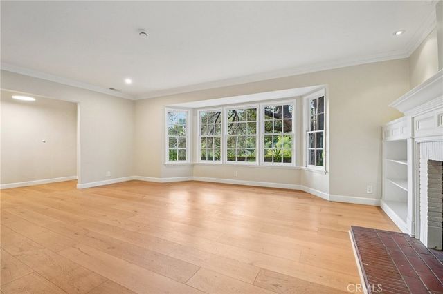 2252 Verde Oak, Los Angeles, CA 90068