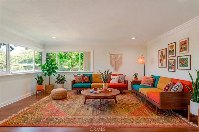 5888 Oak Knolls, Simi Valley, CA 93063