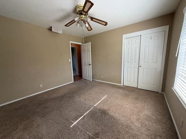 7501 Vixen Ct, Hughson, CA 95326