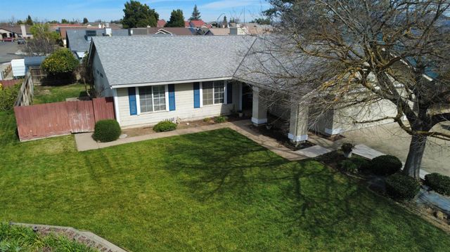 7501 Vixen Ct, Hughson, CA 95326