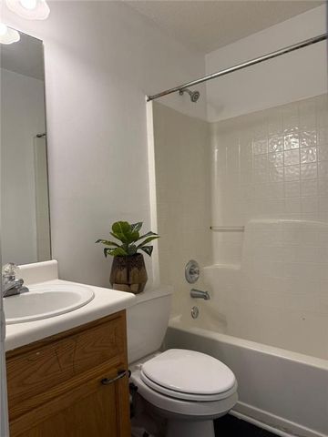 4741 Bob White Run, Lithonia, GA 30038