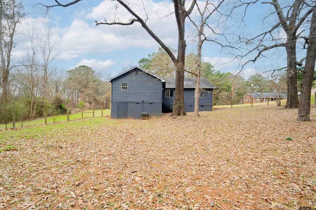 2802 Granite Dr, Longview, TX 75604