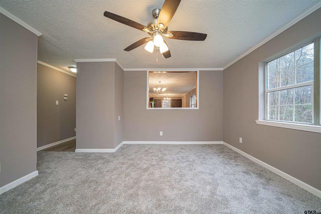 2802 Granite Dr, Longview, TX 75604