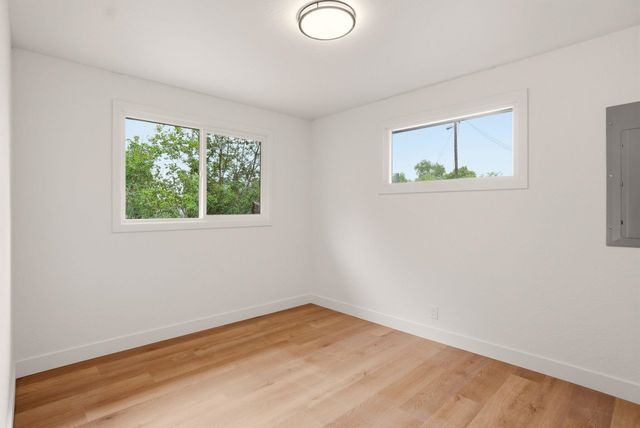 8309 E knox Ave, Spokane Valley, WA 99212