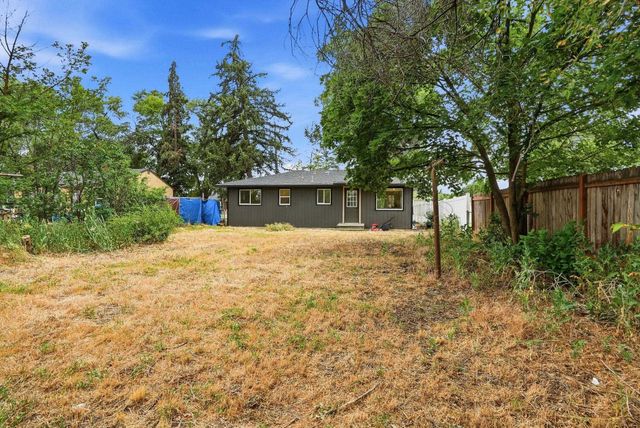8309 E knox Ave, Spokane Valley, WA 99212