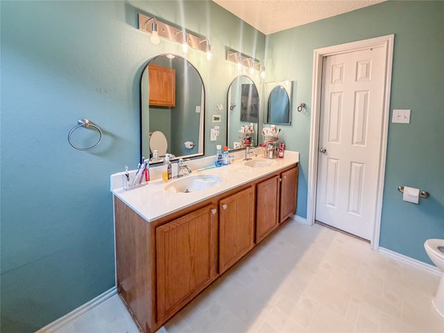 702 Cedar Bluff Drive, Wylie, TX 75098