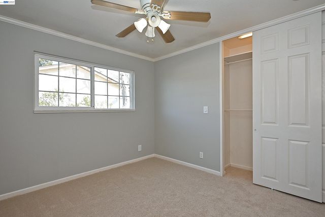 319 Pearl Dr, Livermore, CA 94550