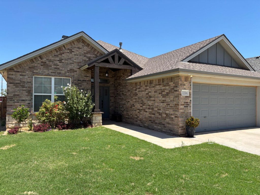 1114 N Gardner Avenue, Lubbock, TX 79416