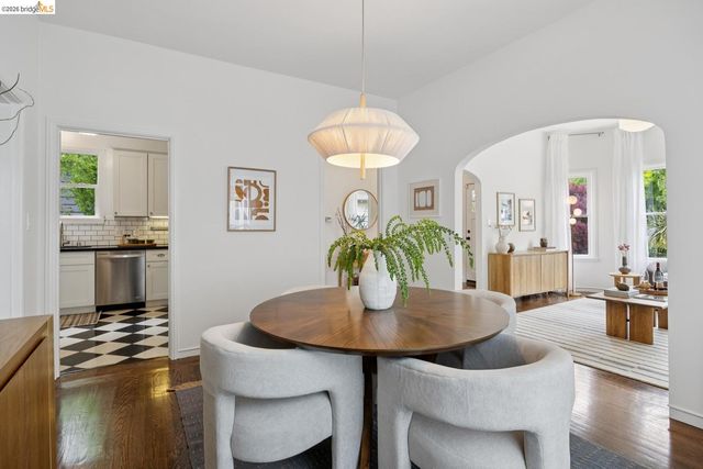 1357 E 25th ST, Oakland, CA 94606