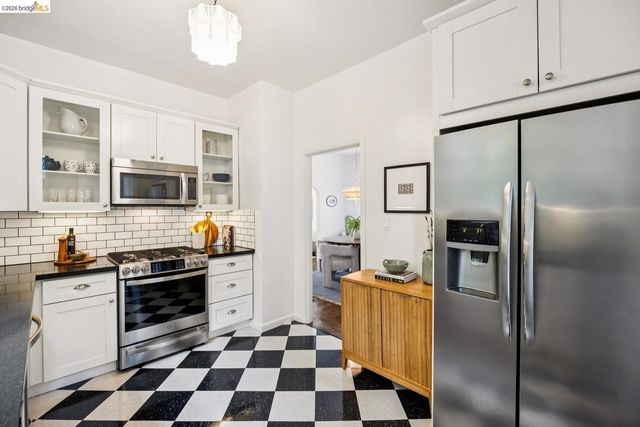1357 E 25th ST, Oakland, CA 94606