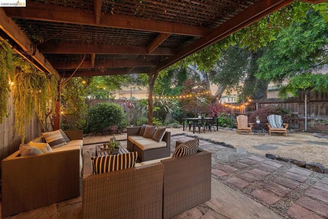 1357 E 25th ST, Oakland, CA 94606