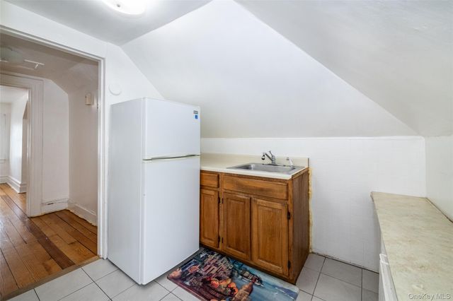 68 Leland Avenue, New Rochelle, NY 10805