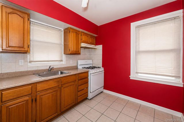 68 Leland Avenue, New Rochelle, NY 10805