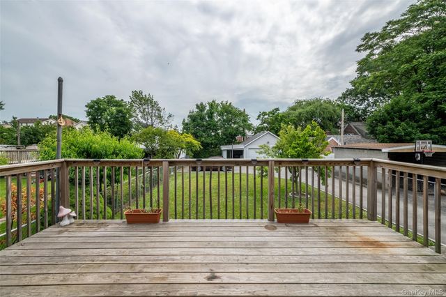 68 Leland Avenue, New Rochelle, NY 10805