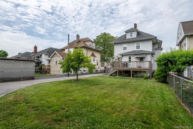 68 Leland Avenue, New Rochelle, NY 10805