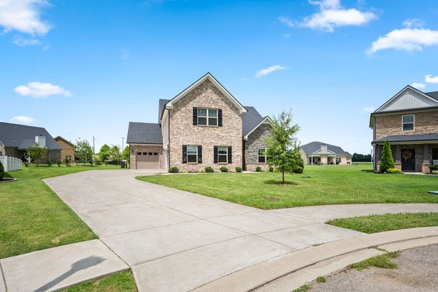 504 Golden Talon Ct, Eagleville, TN 37060
