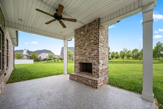 504 Golden Talon Ct, Eagleville, TN 37060