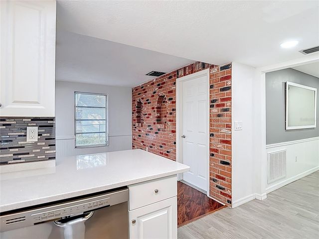 4320 NEWBURY DRIVE, New Port Richey, FL 34652