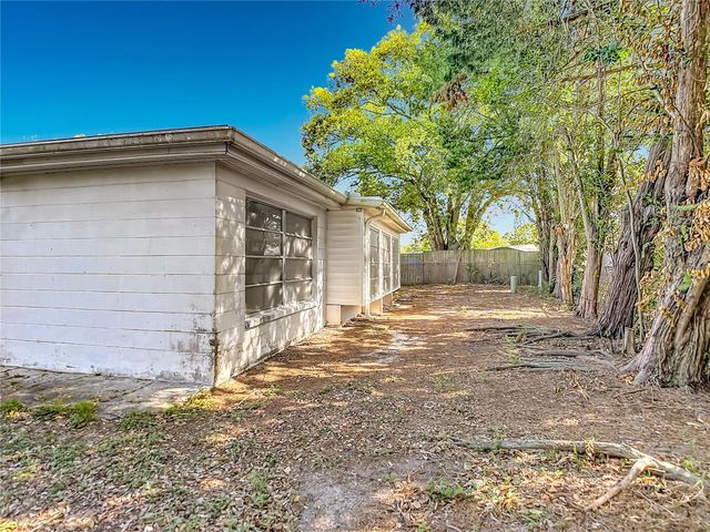 4320 NEWBURY DRIVE, New Port Richey, FL 34652