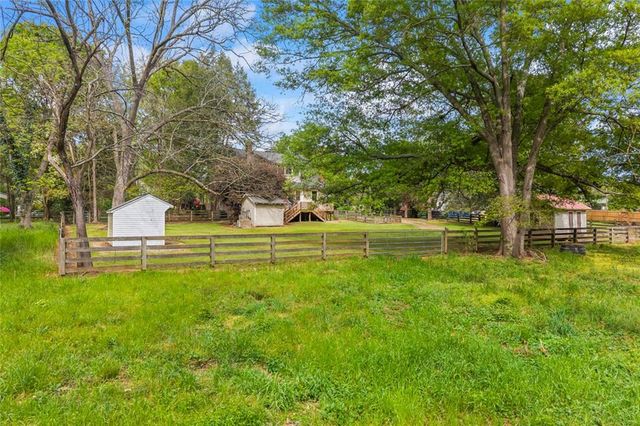 344 Hartwell Road, Lavonia, GA 30553