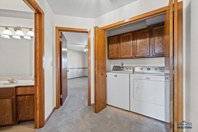 330 FAIRWAY DR, Spearfish, SD 57783