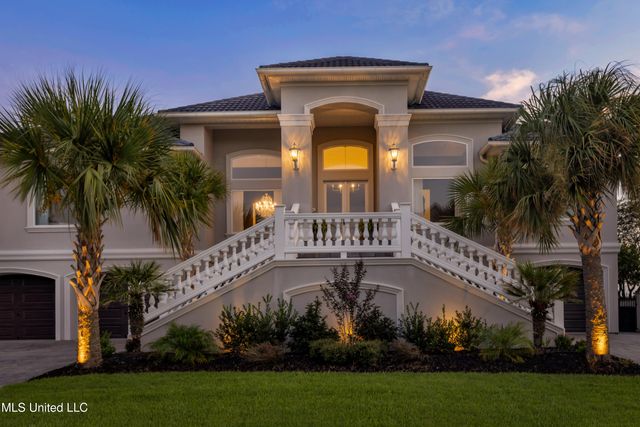 15621 Rue Dauphine Circle, Biloxi, MS 39532
