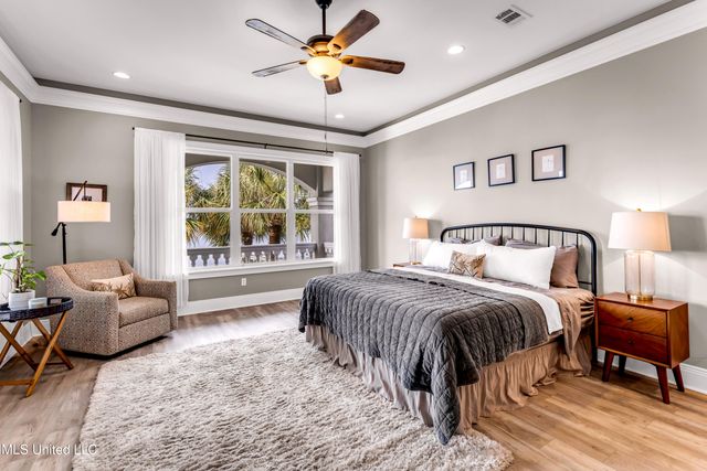 15621 Rue Dauphine Circle, Biloxi, MS 39532